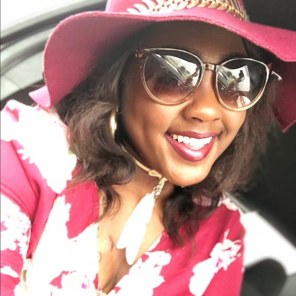 Meet your Posher, Tyeshia - Picture 7 of 8